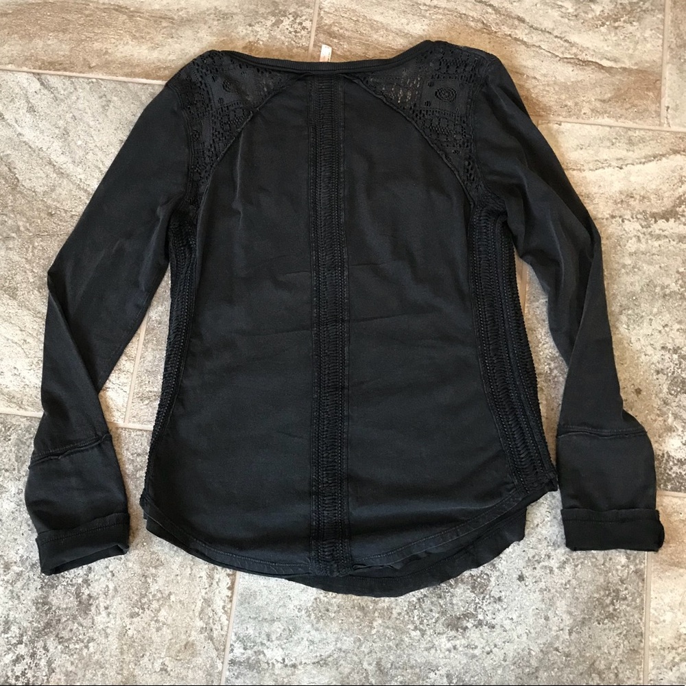 *Sold* Free People Gold Coast Crochet Henley Top - Picture 6 of 8